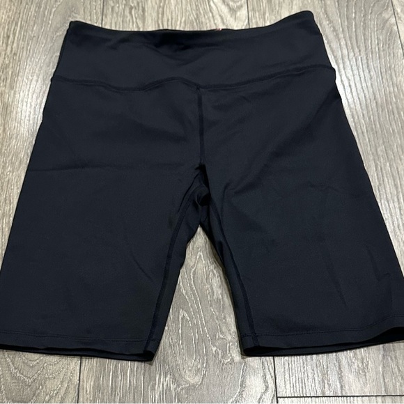 ✨ Calvin Klein Performance Activewear Biker Shorts ✨ - Picture 1 of 9